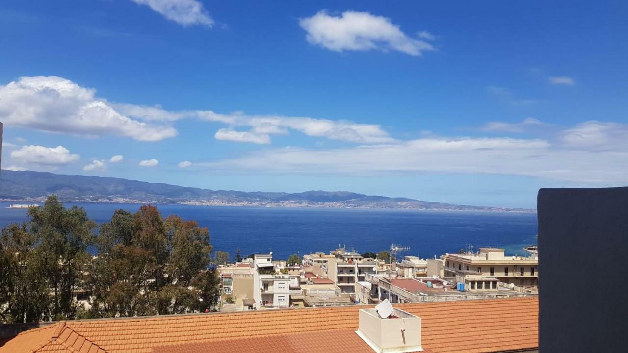 Vista Mare Rooms Reggio Calabria Exterior photo